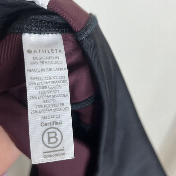 Athleta Crunch 7/8 Tights Burgundy Black Colorblock Womens Size XS Leggings - Picture 7 of 7